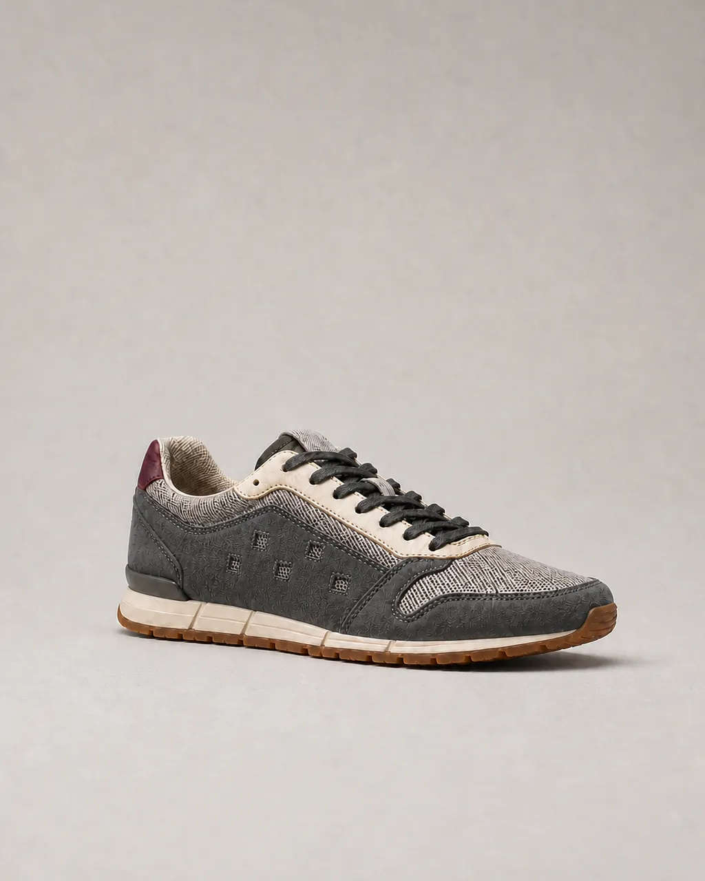 Original slim grey ORVEIL runner with graphite suede and gum sole